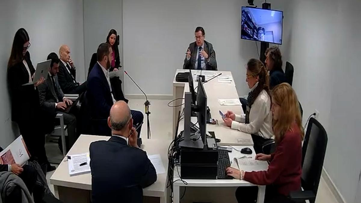 Aldama sobre los impuestos en España.00 00 34 19.Imagen fija001