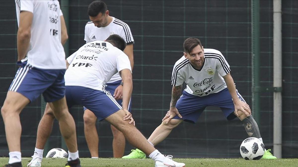 Messi, durante el entrenamiento de la albiceleste