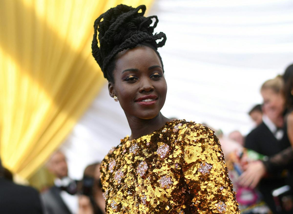 Lupita Nyong’o, en la alfombra roja de los Oscars.