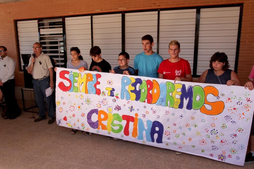 Minuto de silencio en el colegio Primitiva Lopez