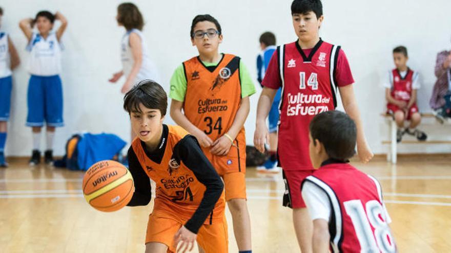 Partido del torneo 3x3 que cerró la tercera edición