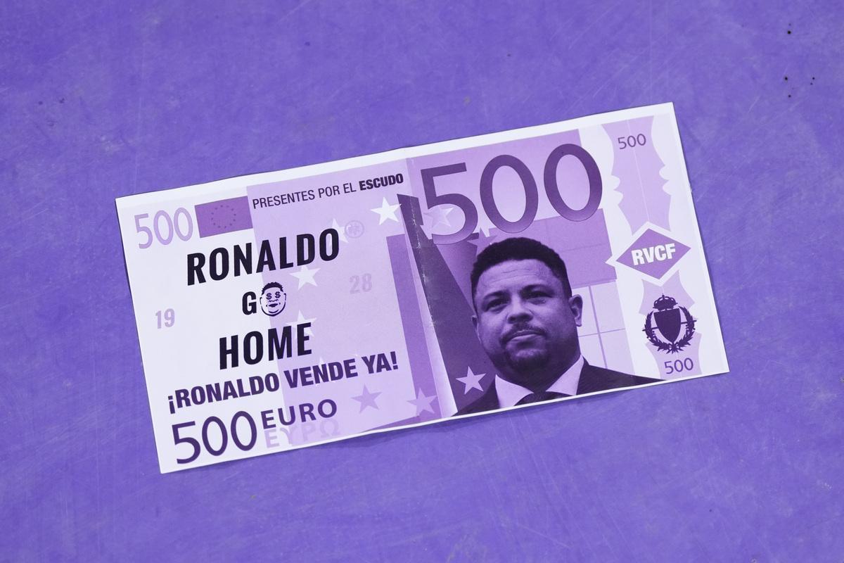 Tickets with Ronaldo's face