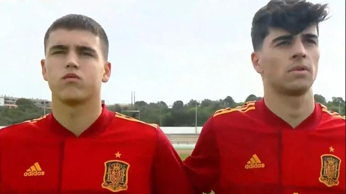 Pau Cubarsí y Jon Martín son la pareja de futuro de la selección española