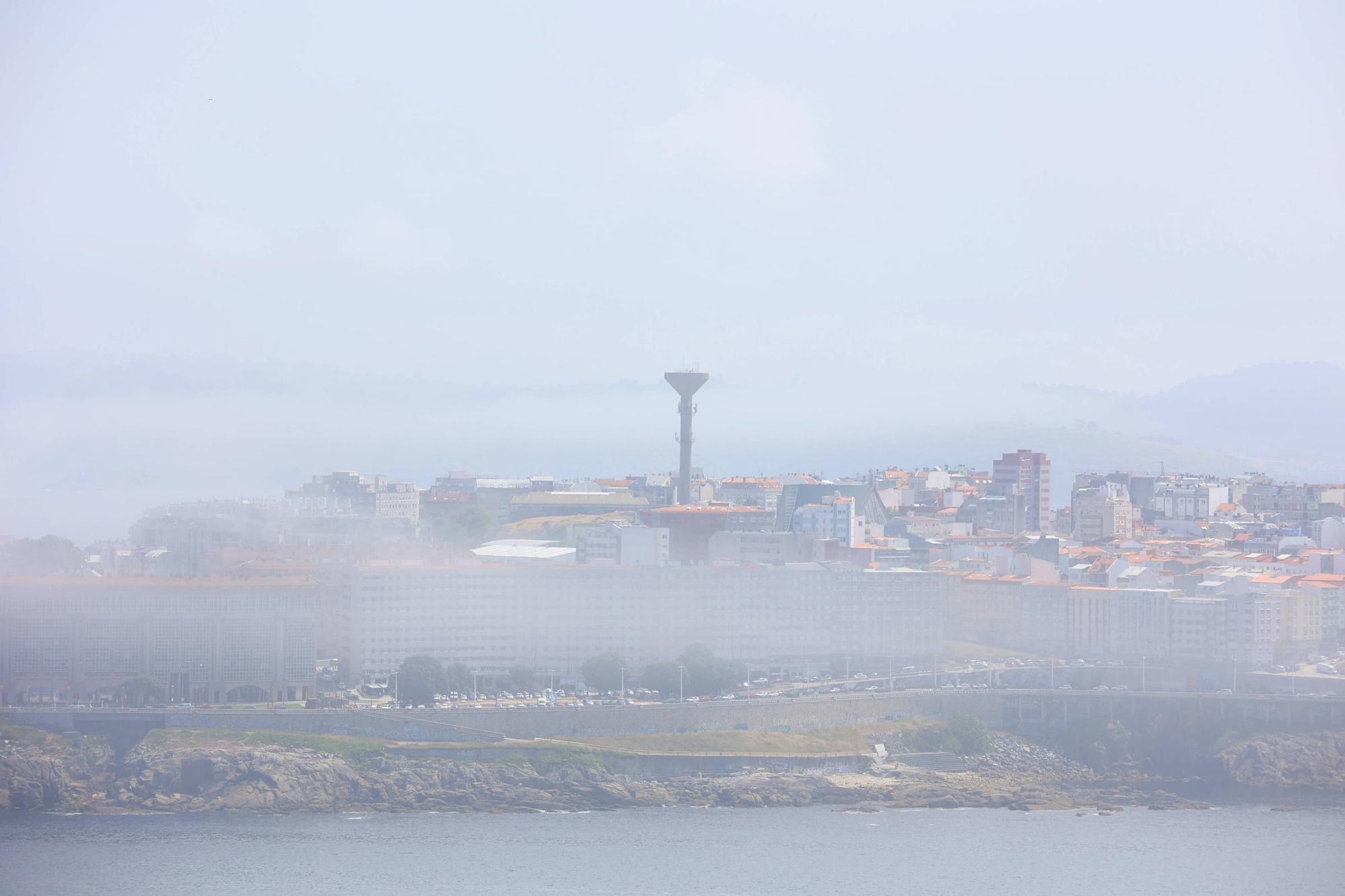Julio arranca con días de niebla en A Coruña