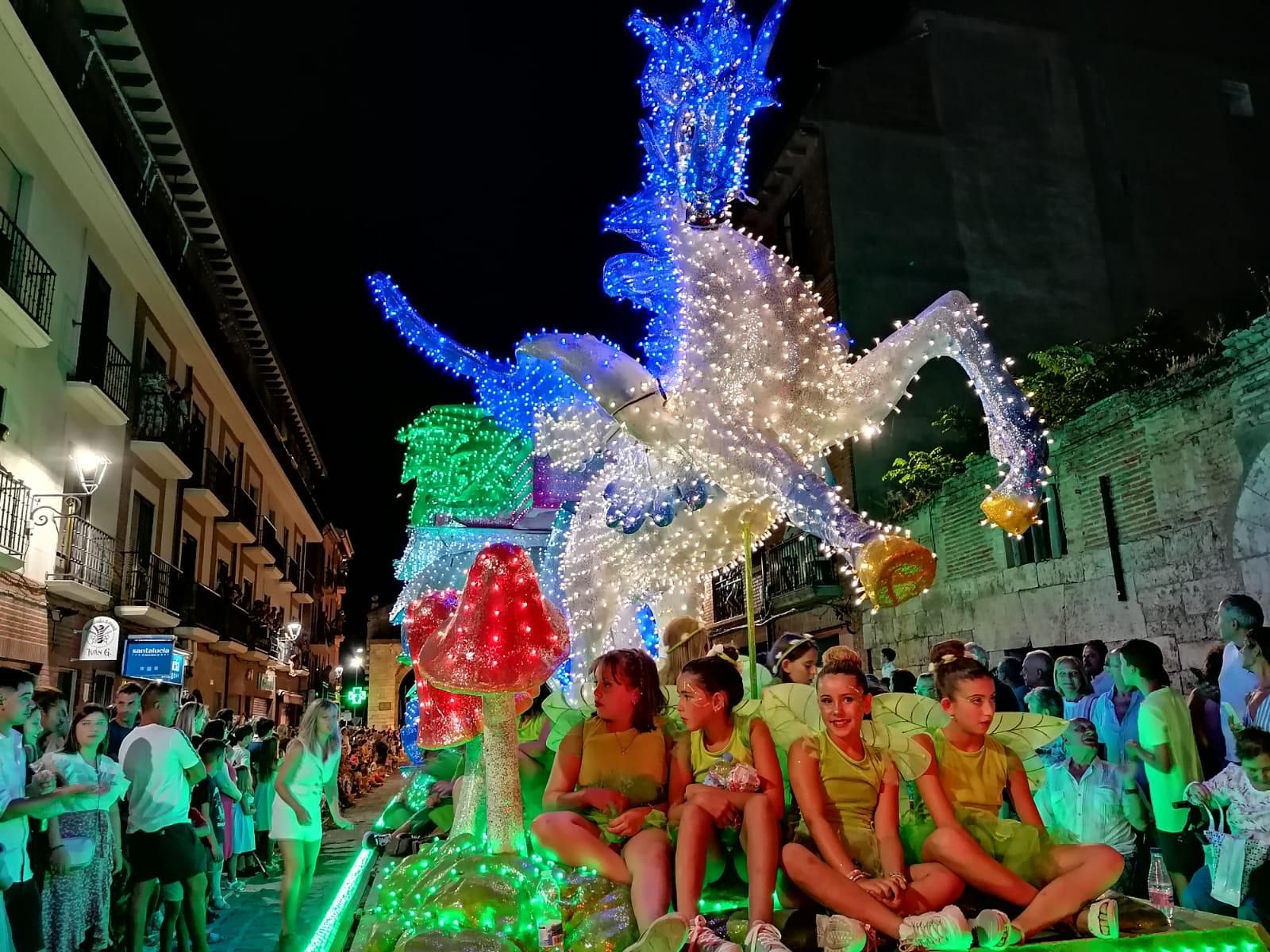 GALERÍA | Las carrozas llenan las calles de Toro de Fantasía