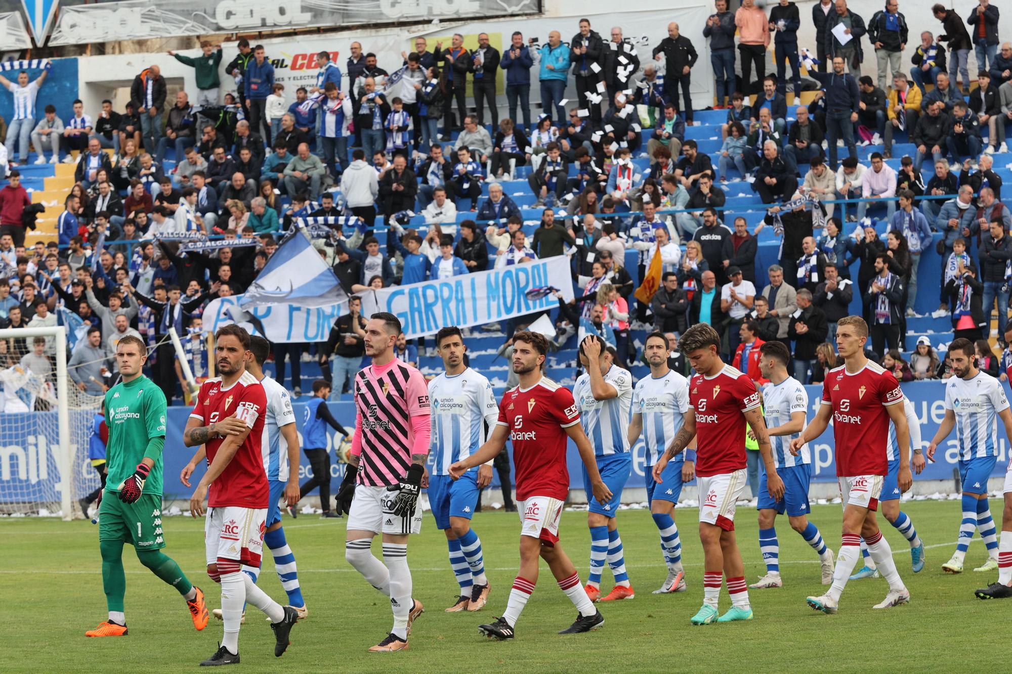 El Alcoyano se salva pese a su derrota con el Murcia