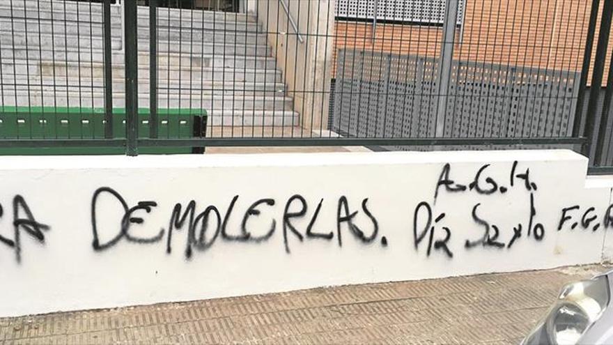 Pintada en el Honori García de la Vall antes de su inauguración