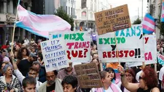 Podemos avisa que el PSOE debe elegir en la ley trans: "Derechos LGTBI o PP"