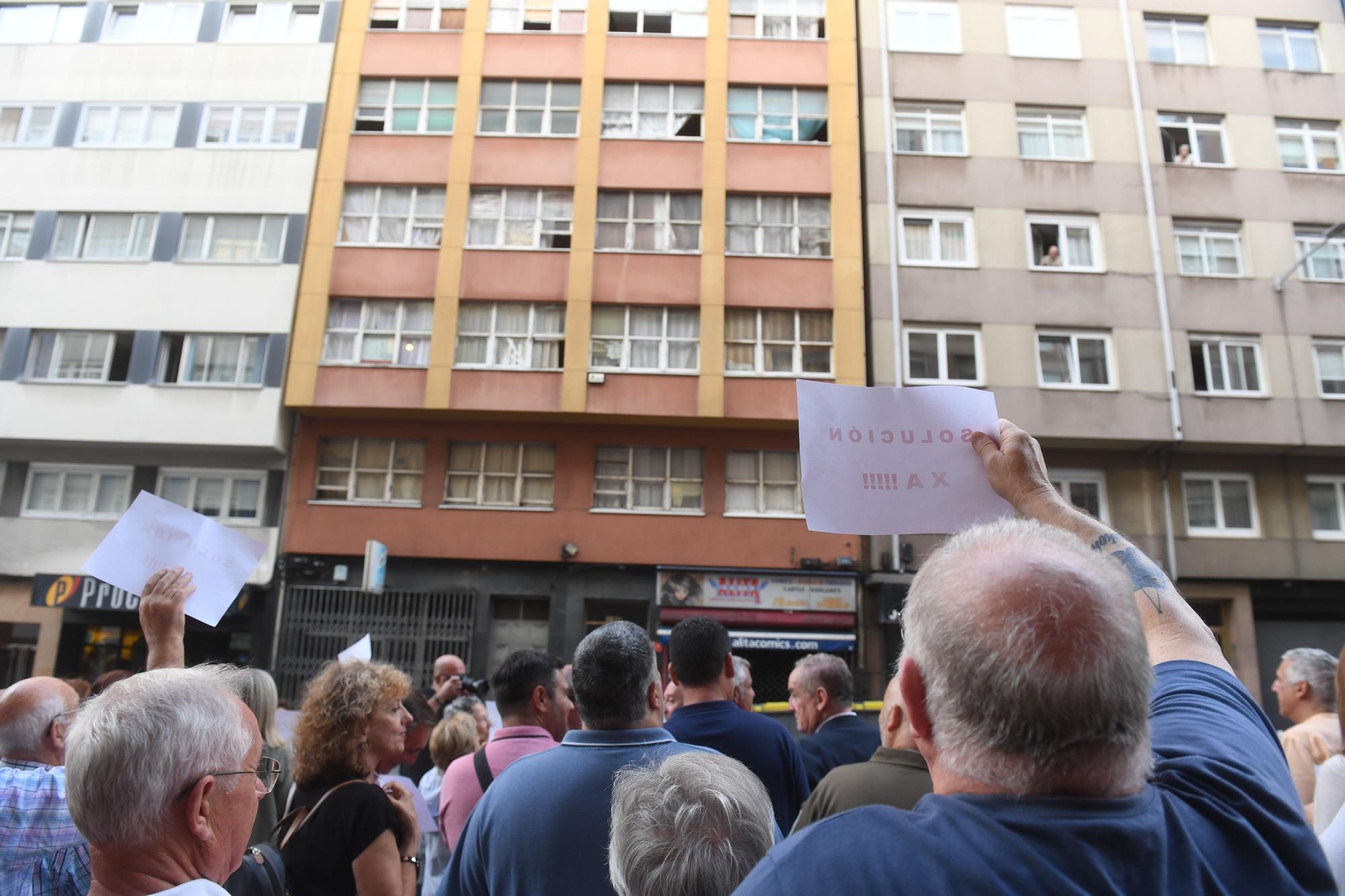 Los vecinos de la ronda de Nelle plantan cara a los ocupas