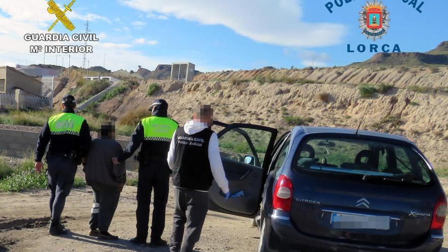 Desarticulan un garito de venta de cocaína en una casa de Lorca