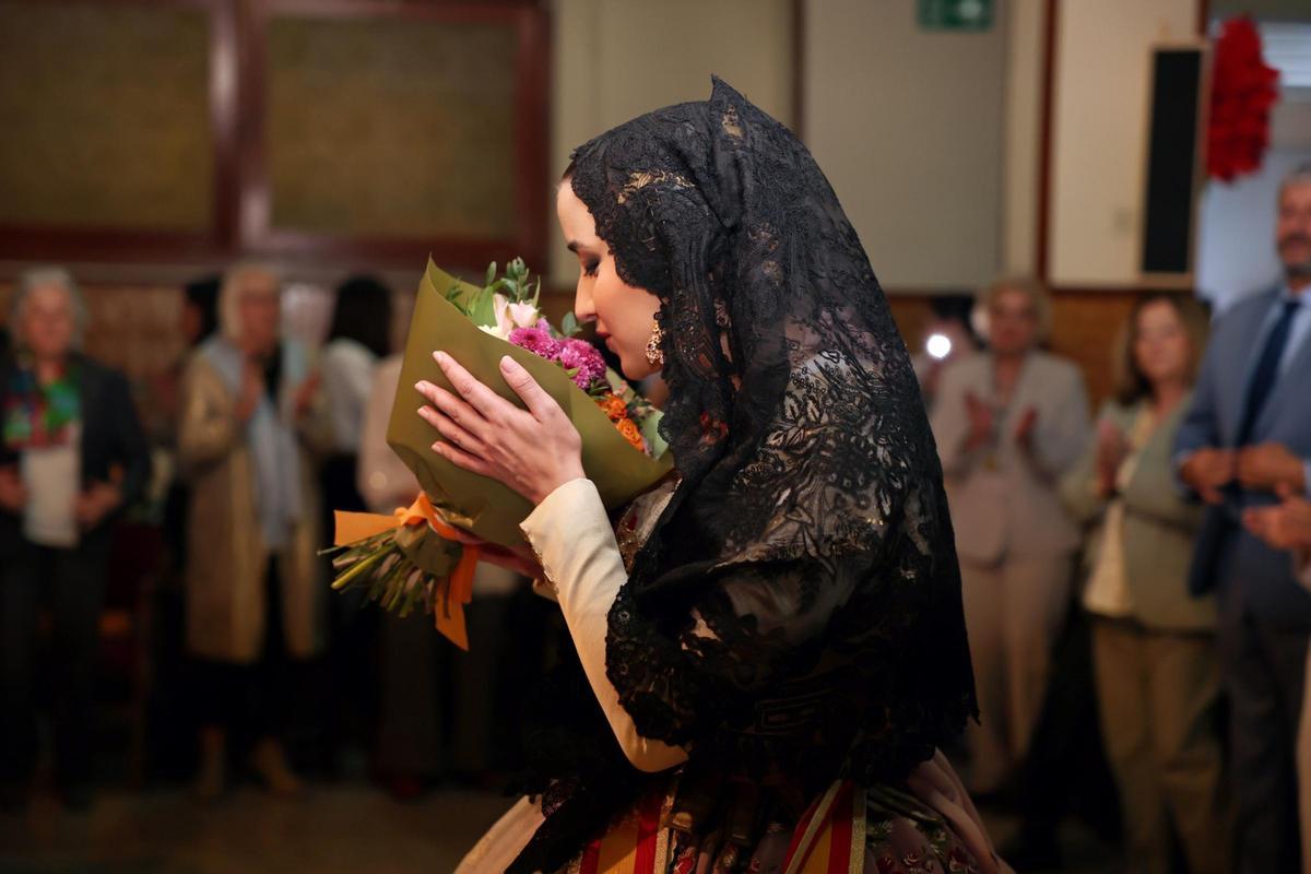 Ofrenda fallera en el Cottolengo del Padre Alegre