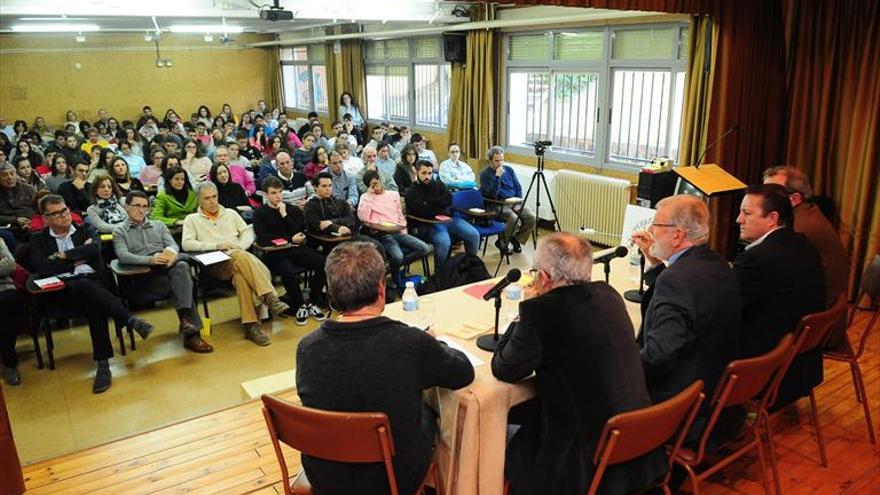 ibarra, con alumnos de instituto