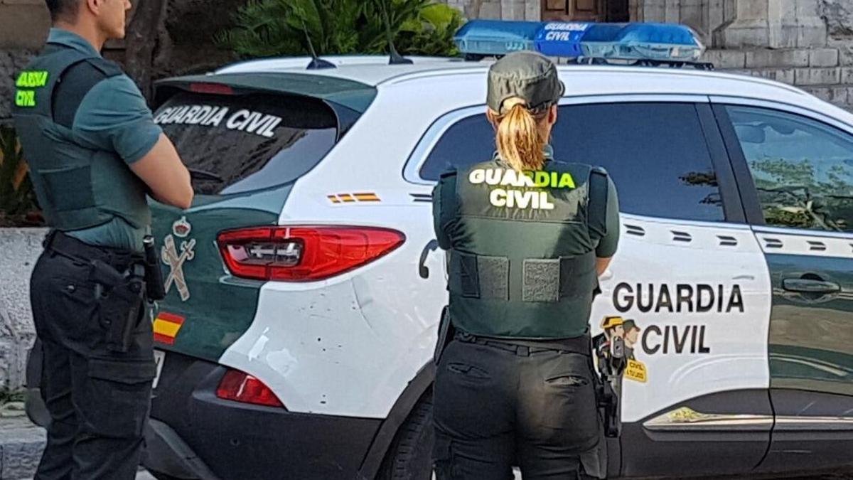 REDES SOCIALES |