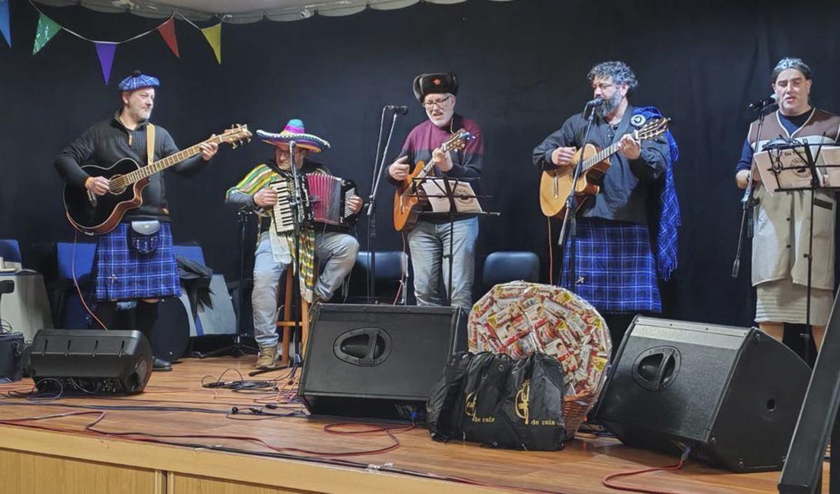 Santa Apolonia en Guimarei y Folk de Raíz en Callobre