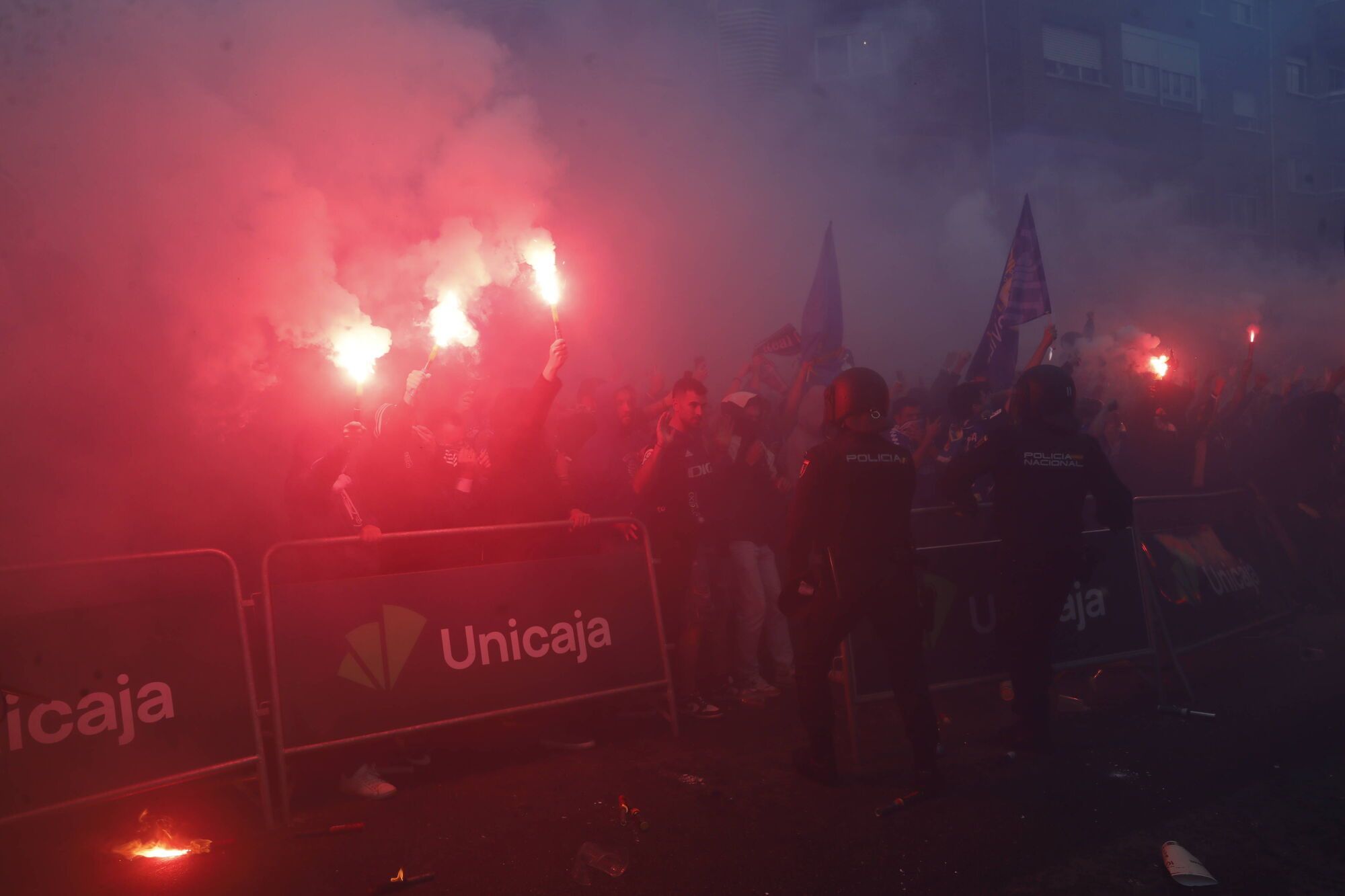 Así fue el recibimiento de la afición al Real Oviedo y toda la previa del último partido de la temporada