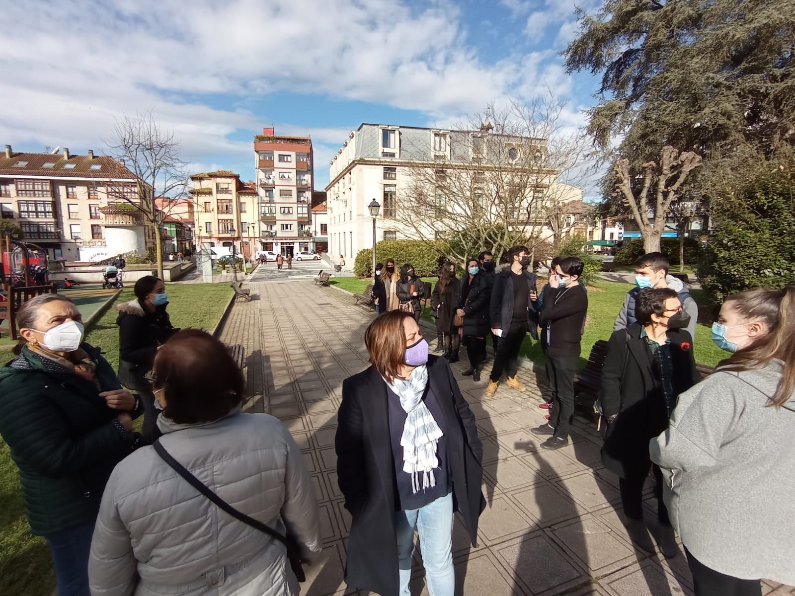 Así ha sido la primera visita guiada a Pola de Siero hecha por los estudiantes de turismo