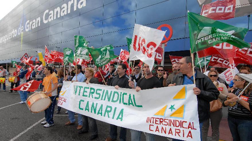 Protesta de trabajadores del sindicato Intersindical Canaria.
