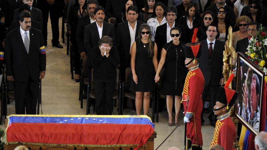Plus Ultra „schleuste" Chàvez' kleine Tochter während der Pandemie in einem Flugzeug nach Caracas: „Wir werden sie inkognito bringen"