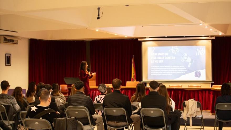 Casinos exige el segundo pacto valenciano contra la violencia de género