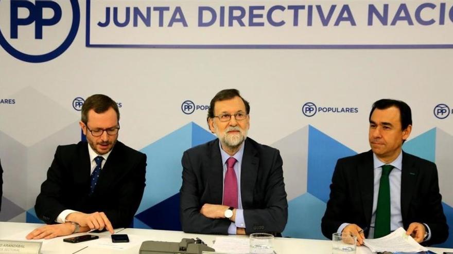Rajoy avisa: con una investidura telemática, el 155 seguirá en vigor