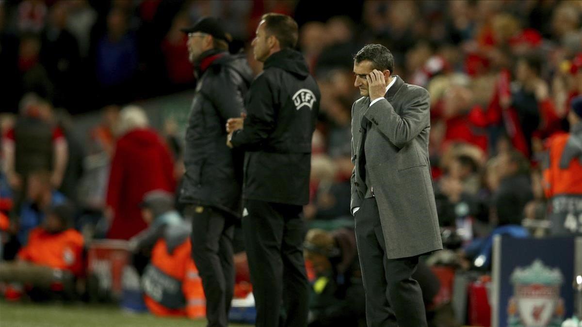 Valverde, en Anfield durante el Liverpool-Barça que le echó de la Champions.