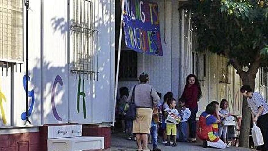 El CEIP Carme Guasch de Figueres, en mòduls prefabricats.