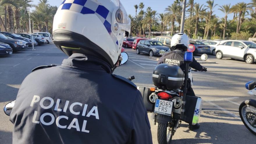 Detenido un joven en Elche en un patinete en dirección contraria con 76 gramos de hachís