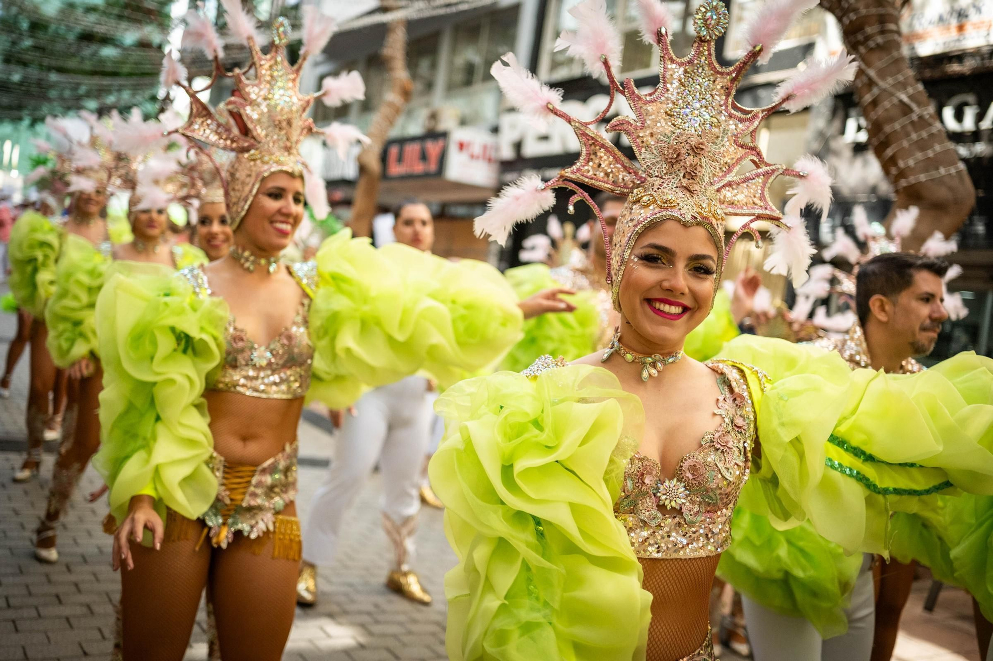 Santa Cruz celebra su segundo Carnaval de día