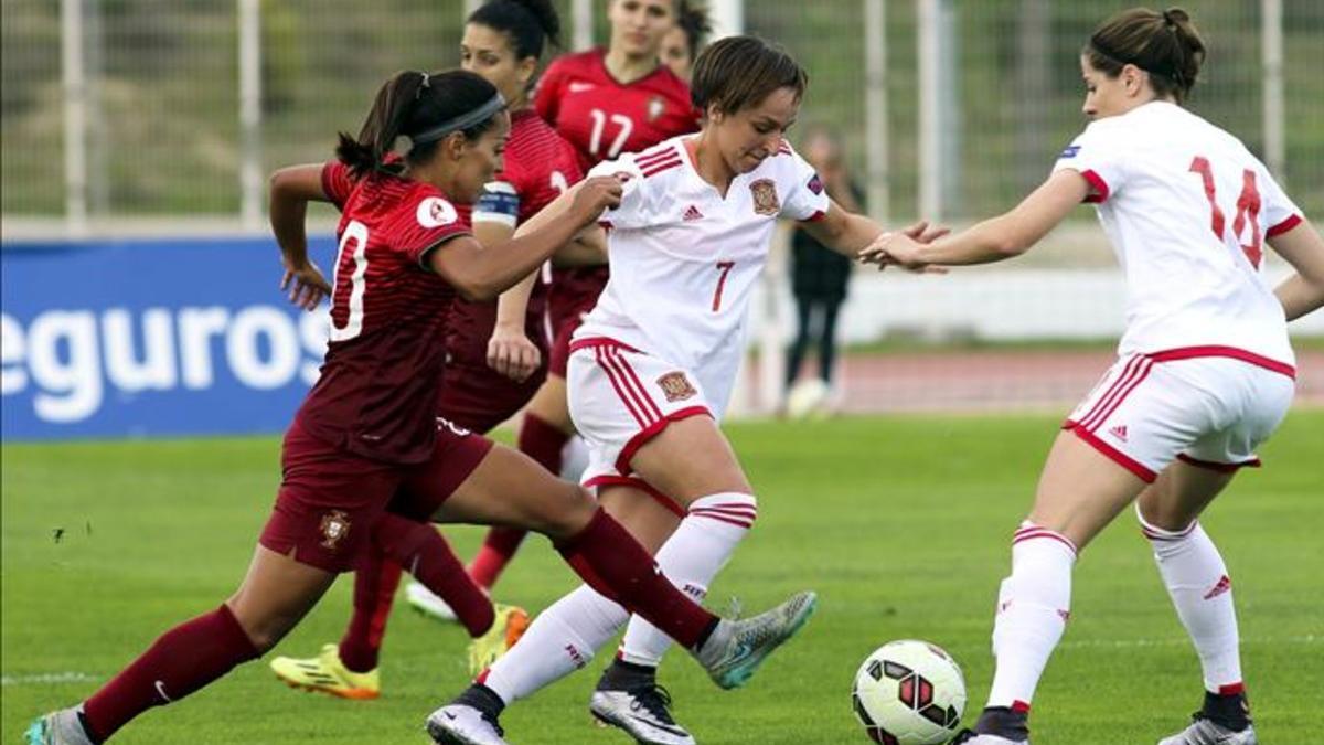 Marta Corredera y Vicky Losada luchan con la lusa Suzane Pires