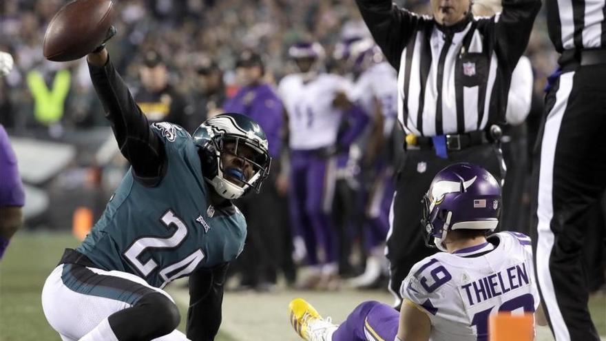 Majestuoso vuelo de los Eagles en la Superbowl LII