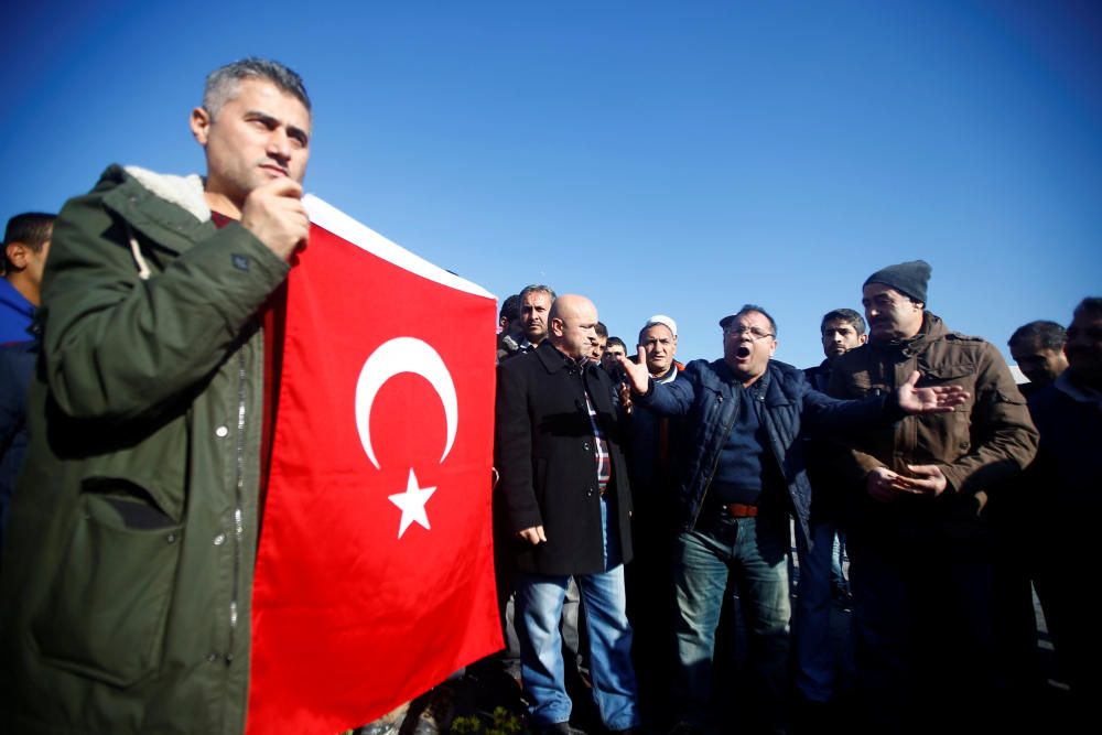 Funeral por las víctimas del atentado en Estambul