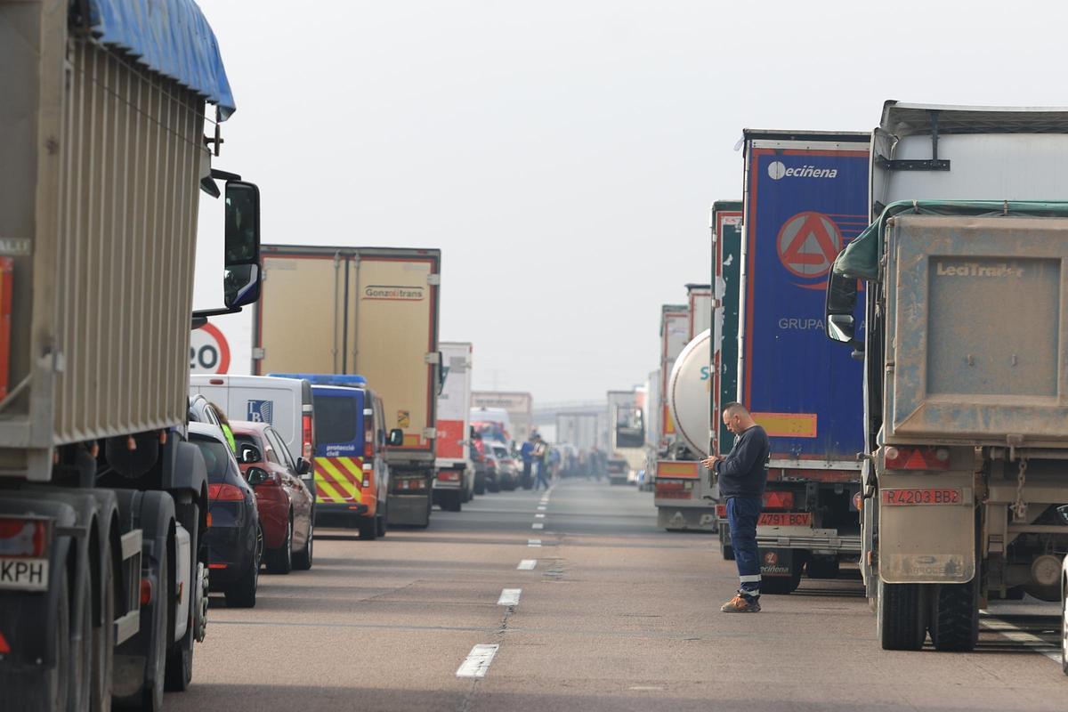 Imagen del accidente múltiple en la AP-7 en Castellón, el miércoles.