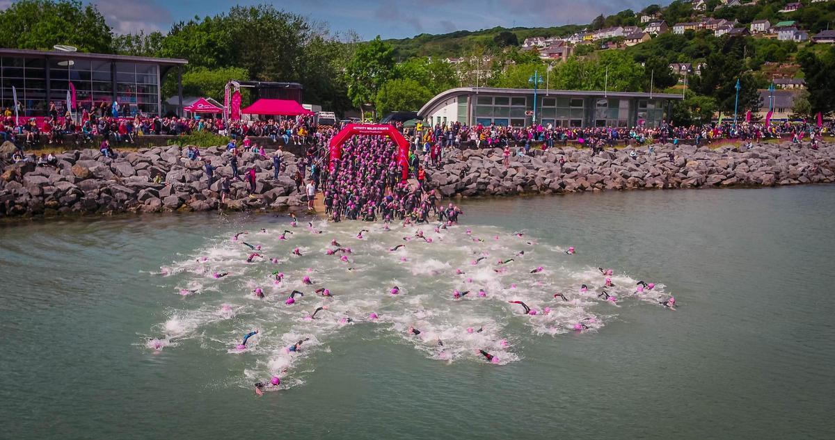 Challenge Gales en Fishguard , uno de los triatlones más bonitos del mundo.