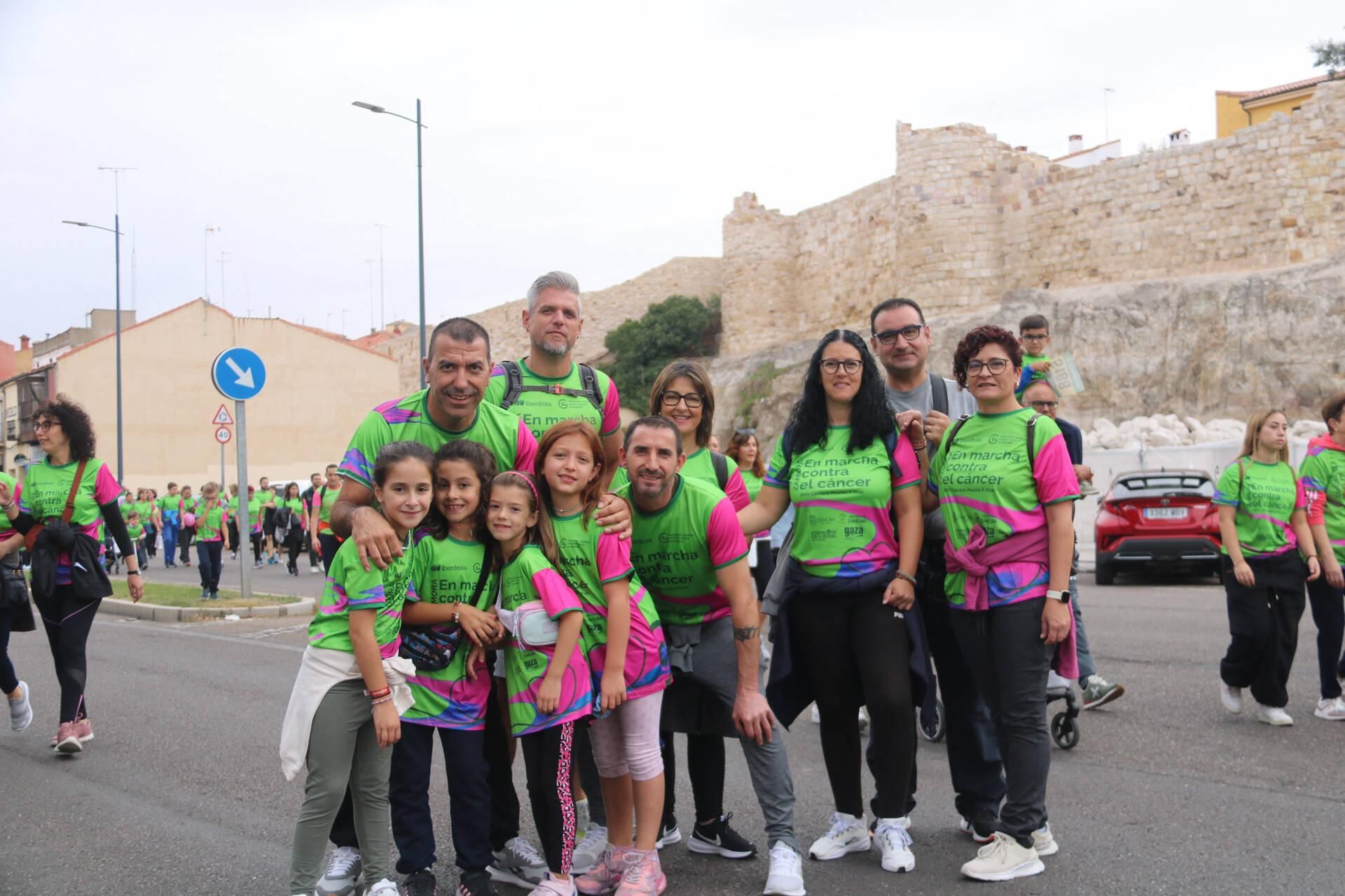 GALERÍA | Búscate en la carrera "Mucho x Vivir" contra el cáncer en Zamora