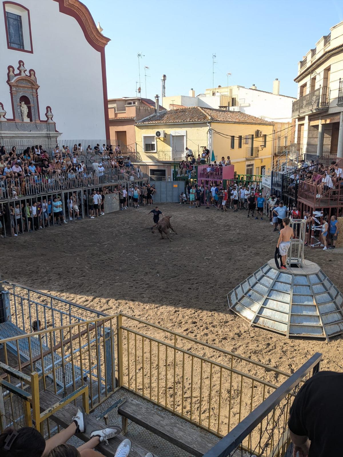 Pistoletazo de salida a los toros en Canet