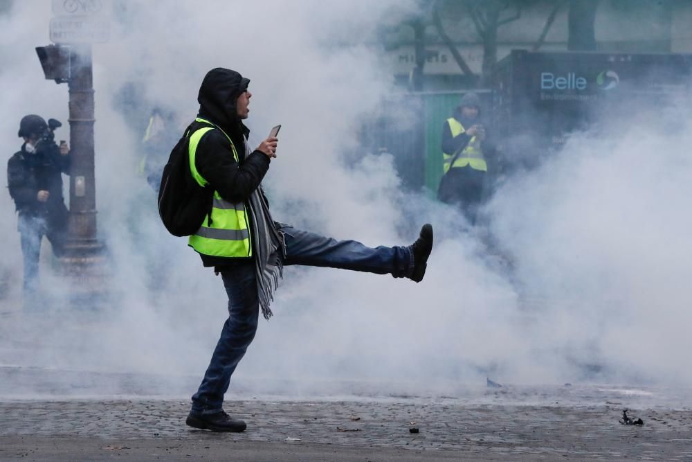 Protesta en París de los ''chalecos amarillos''