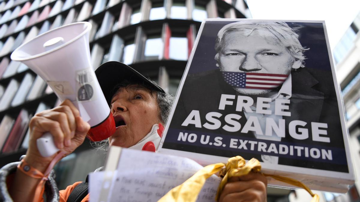 Amnistía Internacional pide a EE.UU. que retire los cargos contra Assange