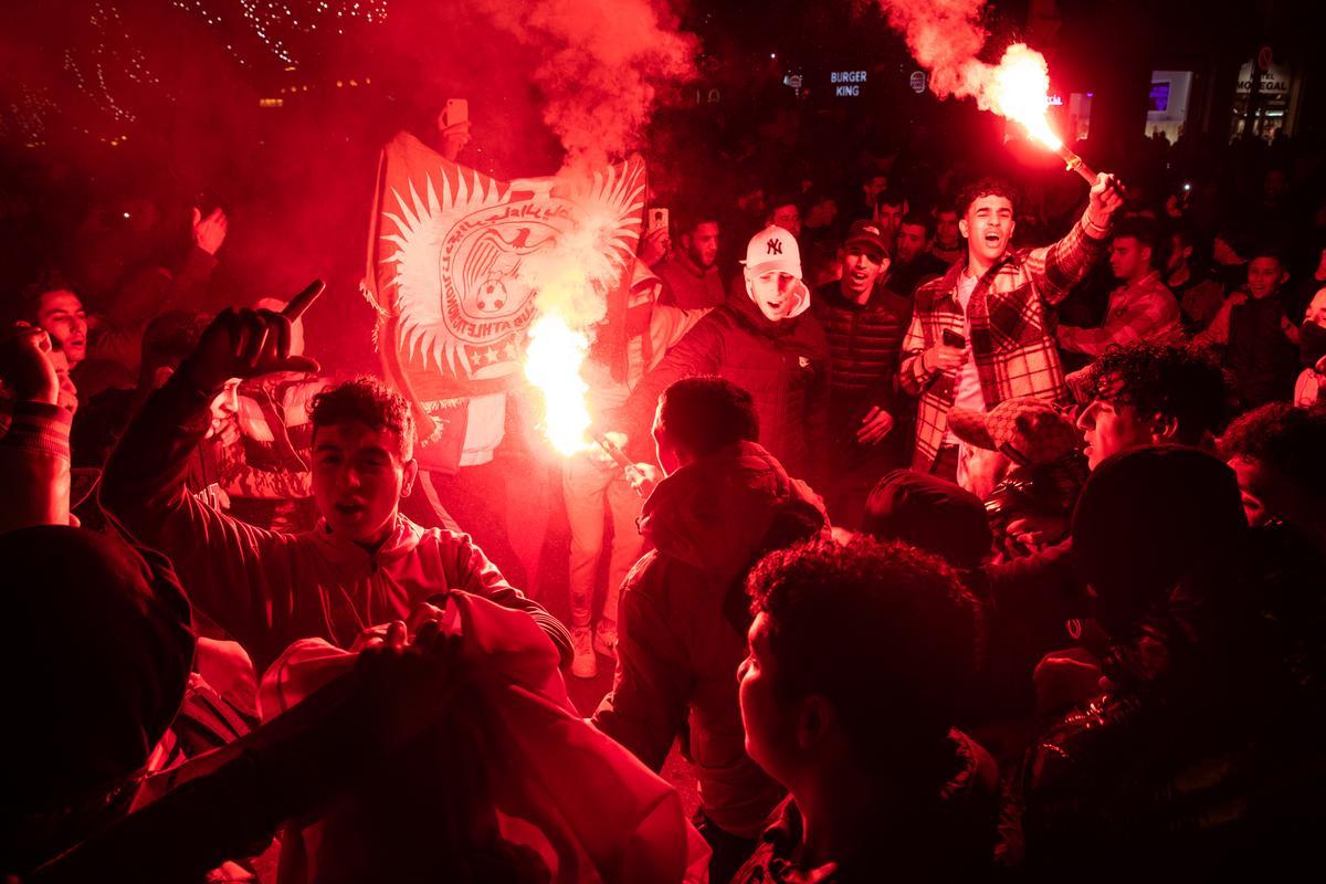 La celebración de la victoria histórica de Marruecos en el centro de Barcelona