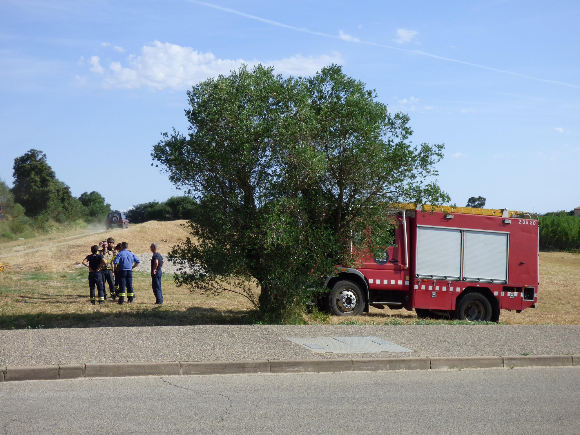 Un incendi ha calcinat 32 hectàrees de vegetació agrícola a Peralada