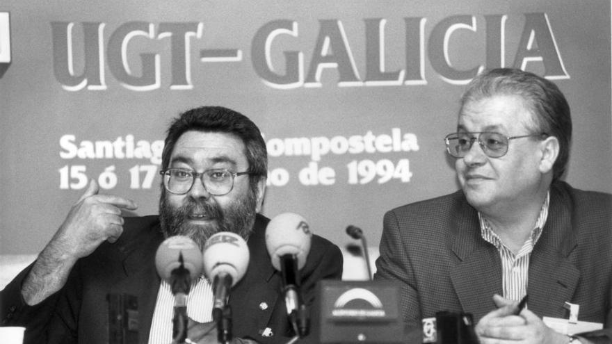 Cándido Méndez y Suso Mosquera en un congreso de UGT en 1999.