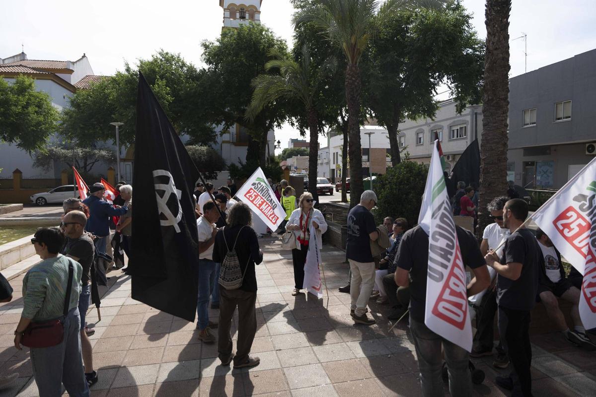 Fotogalería | Así se ha vivido la manifestación por el Día Internacional del Trabajo en Badajoz