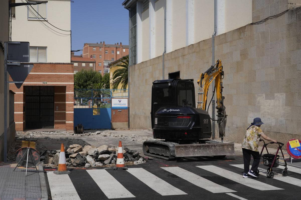 Obras humanización colegio de San José obrero