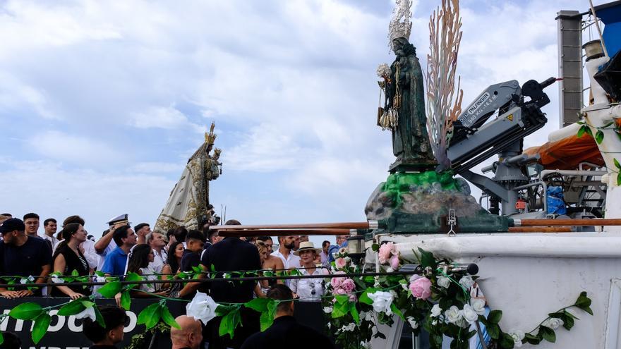 La Virgen del Carmen de El Perchel y la de los Submarinistas vuelven a encontrarse en el mar