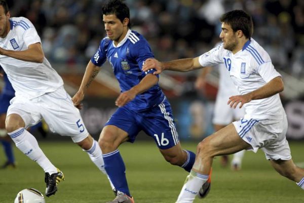 Grecia 0 - Argentina 2