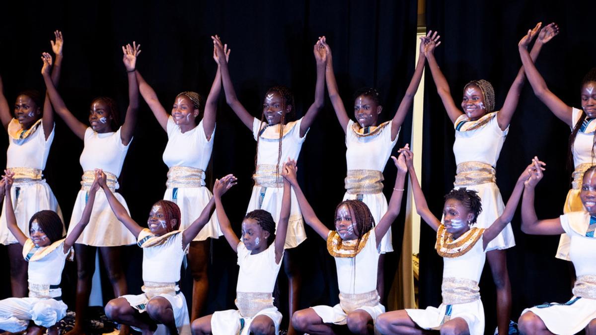 Mil voces cantarán en Valencia por los derechos de la infancia en África y por la paz.