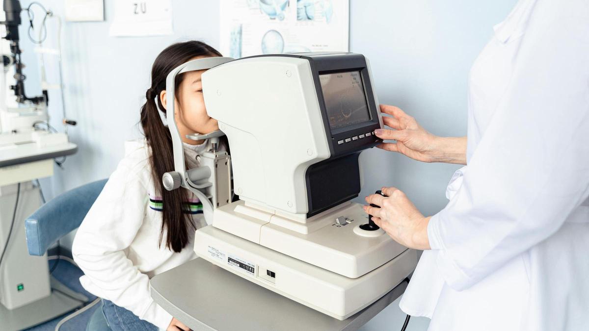 Imagen de recurso de una revisión oftalmológica