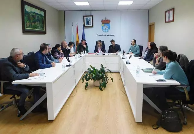 Vimianzo recupera os 1,8 millóns que adiantara para renovar todo o alumeado público