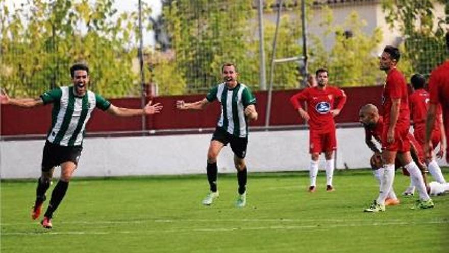Estellés va donar la victòria al Peralada marcant un altre gran gol per segona jornada consecutiva.