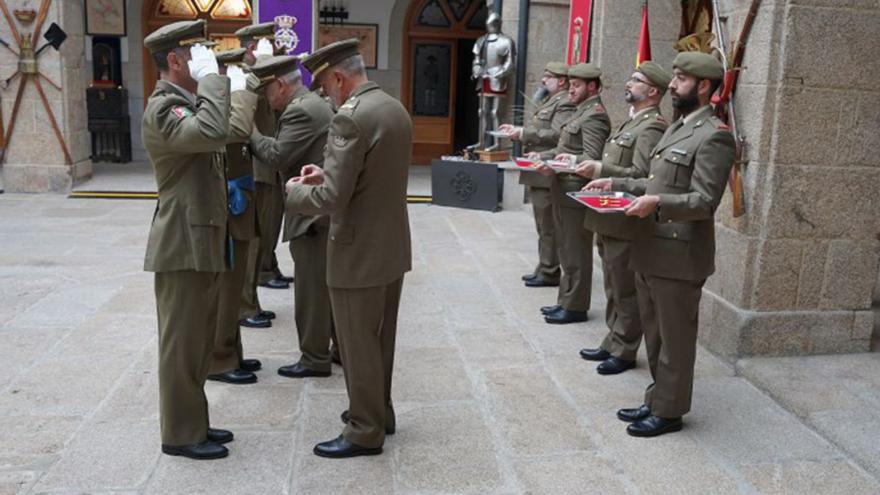 Acto de entrega en el claustro de Capitanía. |  La Opinión