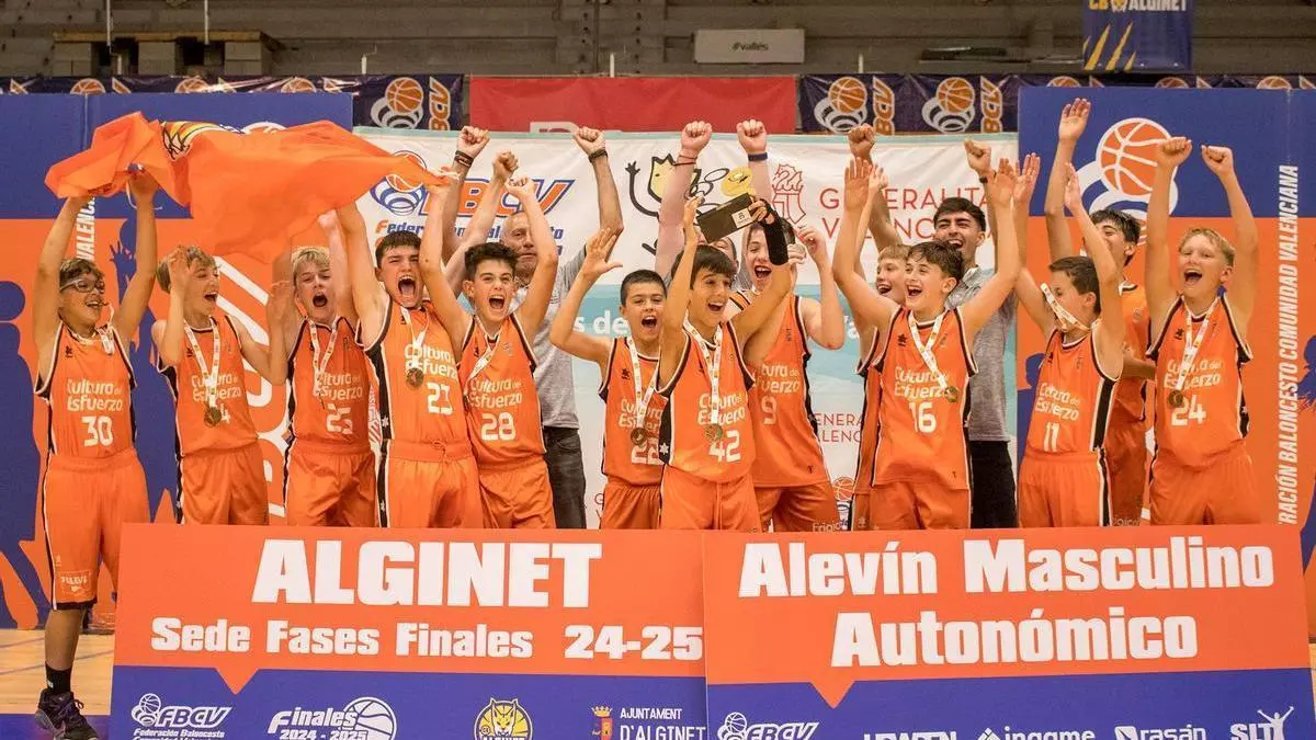 Doble título del Valencia Basket alevín en Alginet